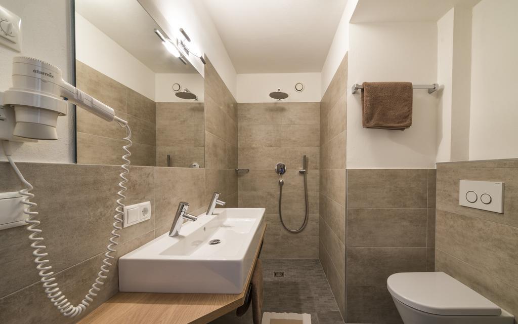 Mittendorf Klimaresidence Schenna Zimmer foto